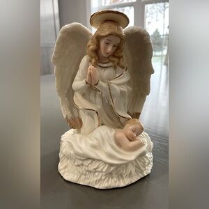 MUSIC BOX ANGEL WATCHING OVER BABY, PORCELAIN
